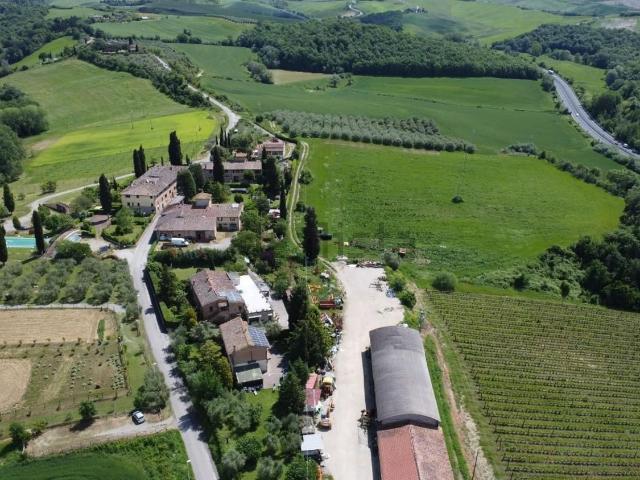 Rustico in vendita a Castelnuovo Berardenga, Toscana