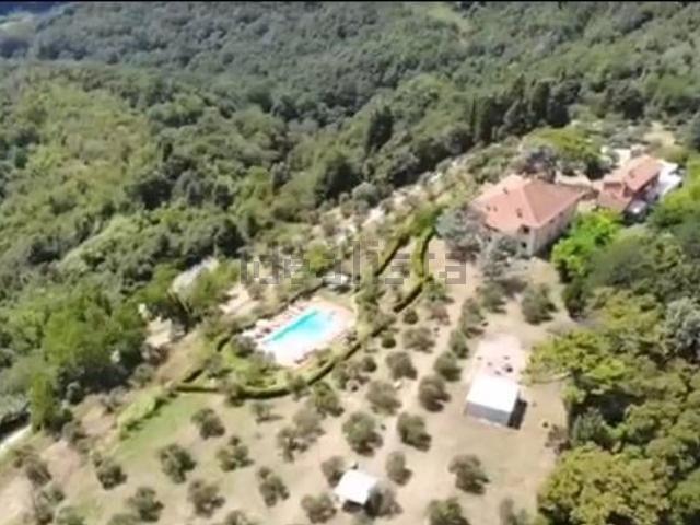 Rustico in vendita a Colleoli, Legoli