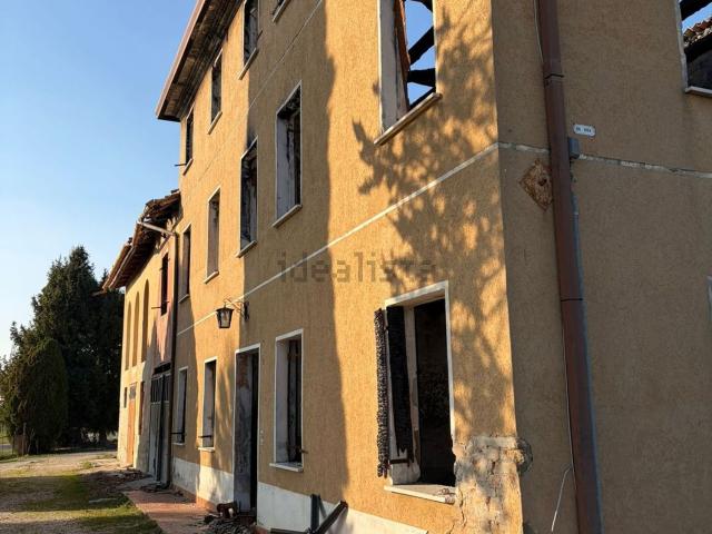 Rustico in vendita a Ormelle, Veneto