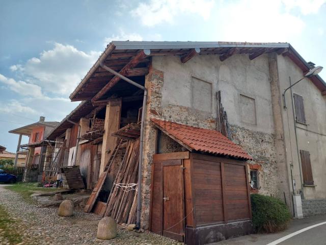 Rustico in vendita a Mogno, Cadrezzate