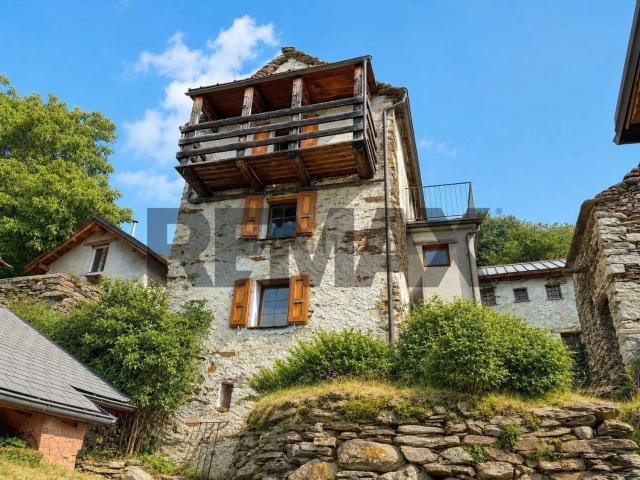 Rustico in vendita a Orasso, Verbano-Cusio-Ossola