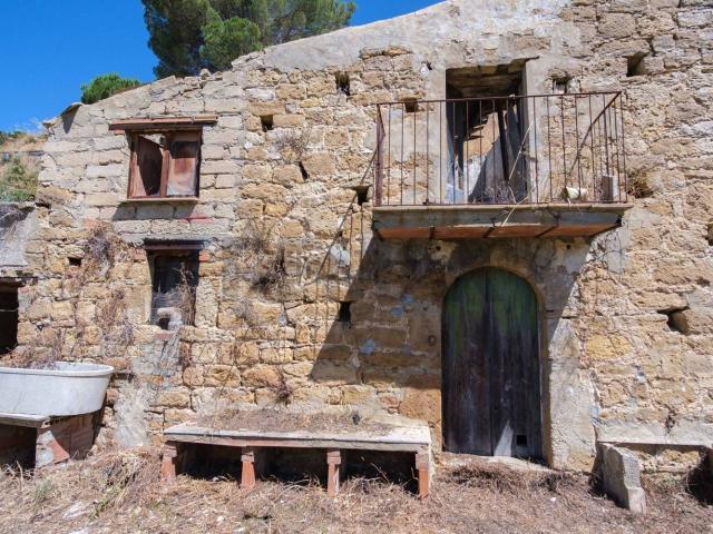Rustico in vendita a Piazza, Sicilia