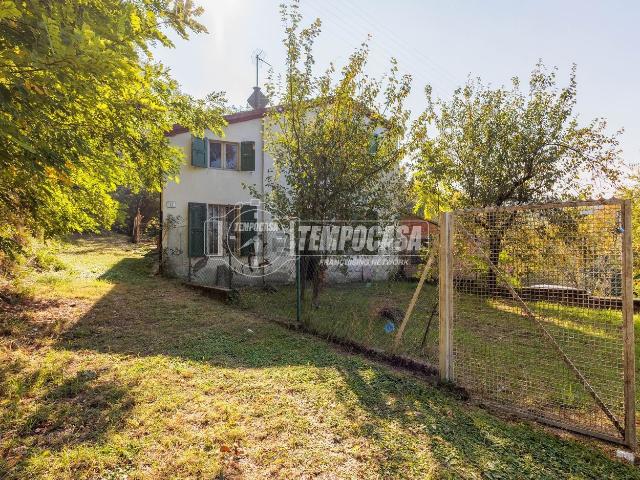 Rustico in vendita a Riccò di Fornovo, Fornovo Di Taro