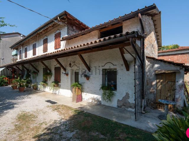 Rustico in vendita a Rorai Grande, Pordenone