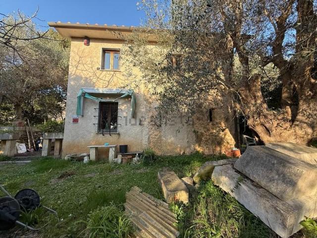 Rustico in vendita a Tonfano, Toscana