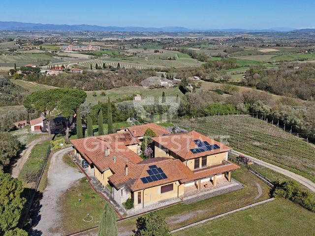 Rustico in vendita a Abbadia Di Montepulciano, Toscana