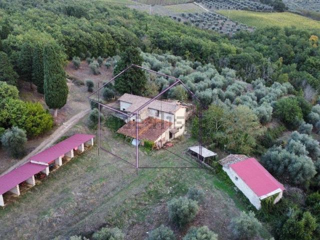Rustico in vendita a Unione di Comuni Valdarno e Valdisieve, Pontassieve