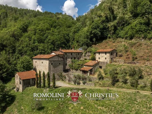 Rustico in vendita a San Concordio, Bagni Di Lucca Ponte
