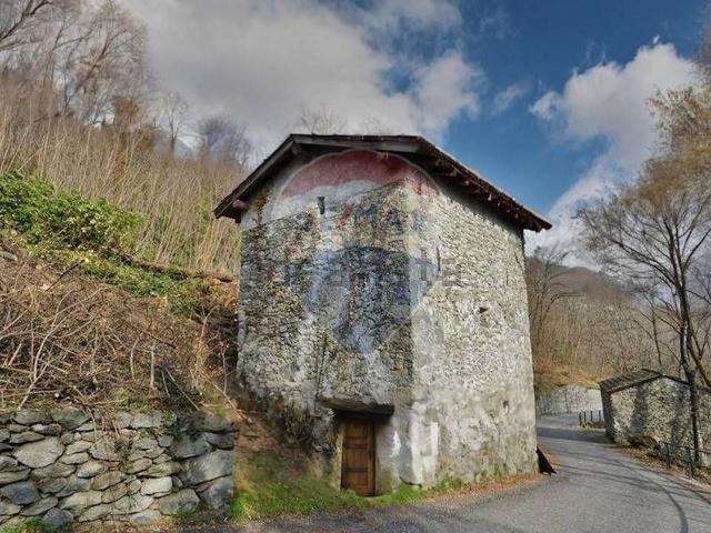 Rustico in vendita a Traona, Lombardia