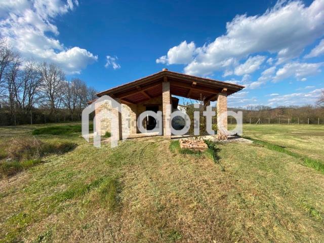 Rustico in vendita a Bucine, Toscana