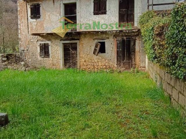 Rustico in vendita a Polcenigo, Friuli-Venezia Giulia