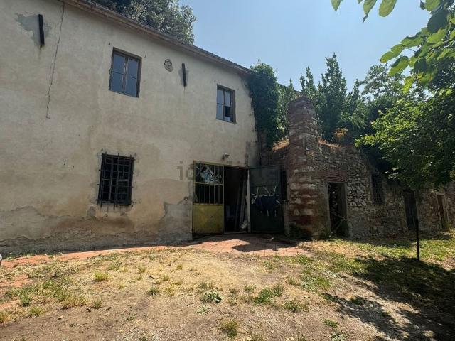 Rustico in vendita a Serravalle Pistoiese, Toscana