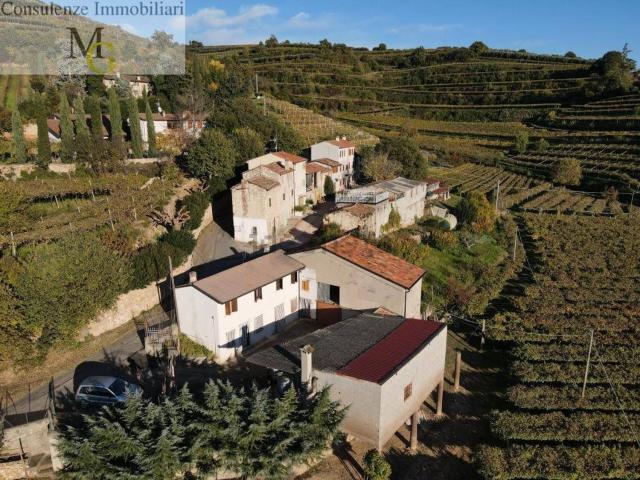 Rustico in vendita a Soave, Veneto