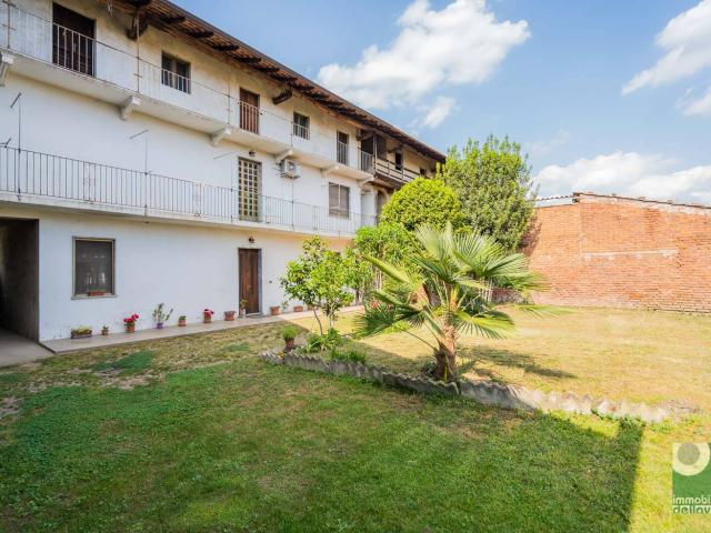 Rustico in vendita a Gaggiolo, Piemonte