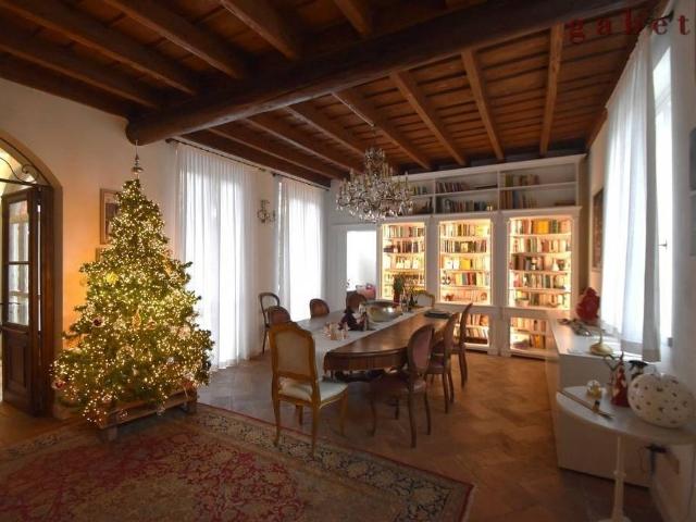 Villa Indipendente in vendita a Magenta, Lombardia
