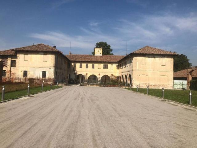 Villa Indipendente in vendita a Unione dei Comuni I Fontanili, Zibido San Giacomo