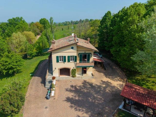 Villa Indipendente in vendita a Unione di comuni Terre di Castelli, Castelvetro Di Modena