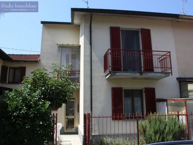 Villa Indipendente in vendita a Bressana Bottarone, Lombardia