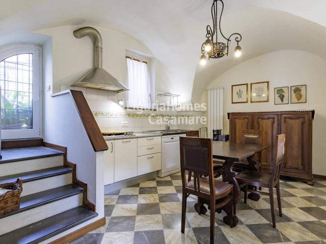 Villa Indipendente in vendita a Villanova D'albenga, Liguria