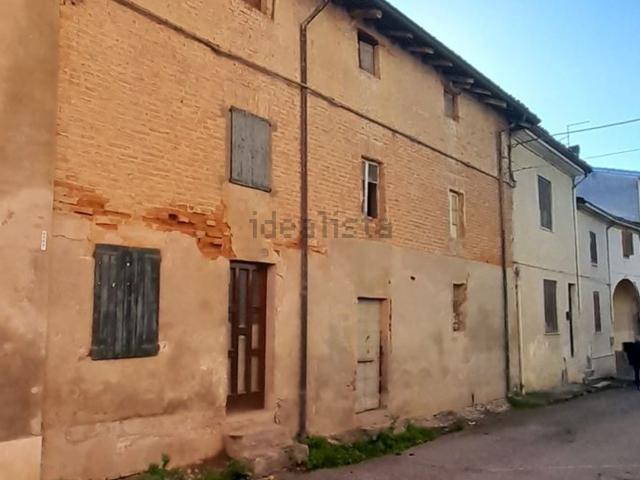 Rustico in vendita a Castel San Giovanni, Reggio Emilia