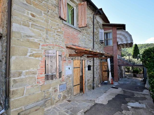 Rustico in vendita a Santo Stefano, Castiglion Fiorentino