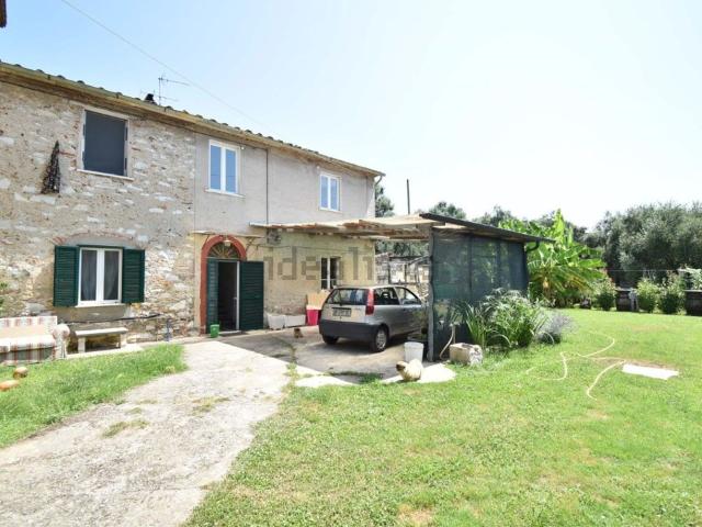 Rustico in vendita a Seravezza, Toscana