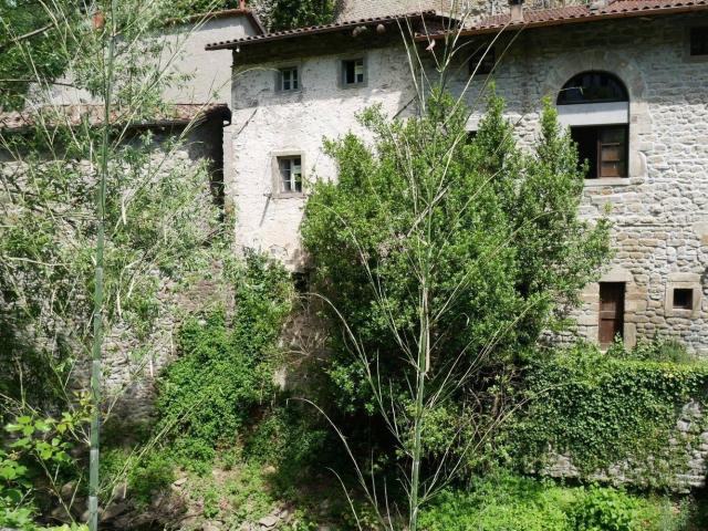 Rustico in vendita a Unione di comuni Montana Lunigiana, Fivizzano