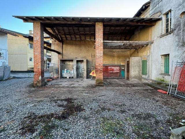 Rustico in vendita a Montirone, Lombardia