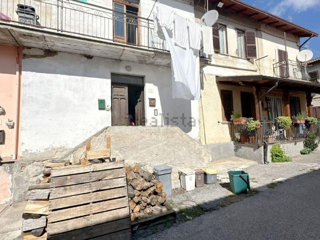 Rustico in vendita a Corvaro, Borgorose