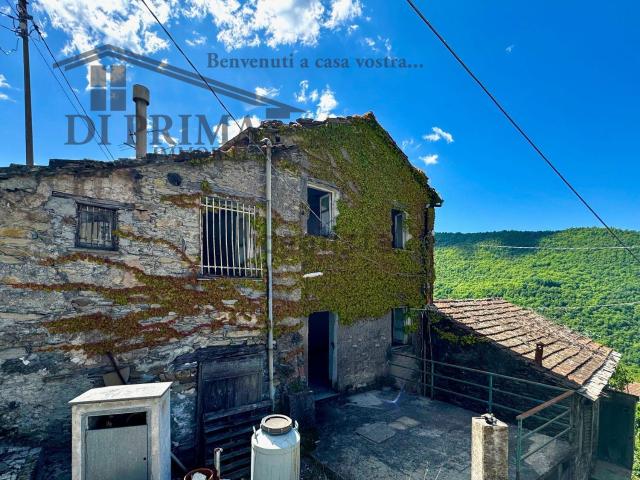 Rustico in vendita a Davagna, Liguria