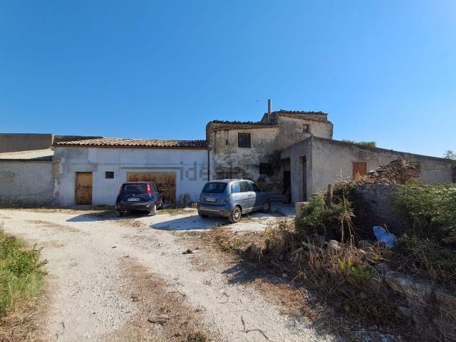 Rustico in vendita a Perriera, Sciacca
