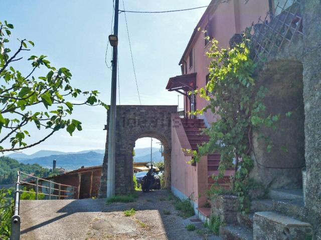 Rustico in vendita a Unione di comuni Montana Lunigiana, Aulla
