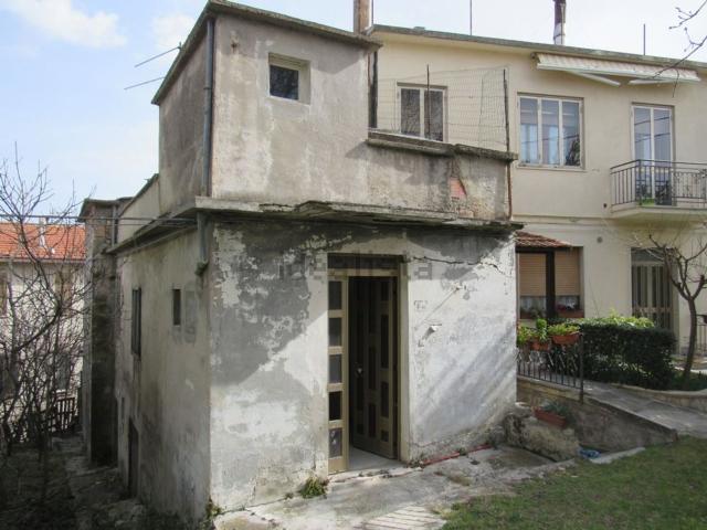 Rustico in vendita a Civitella Messer Raimondo, Abruzzo