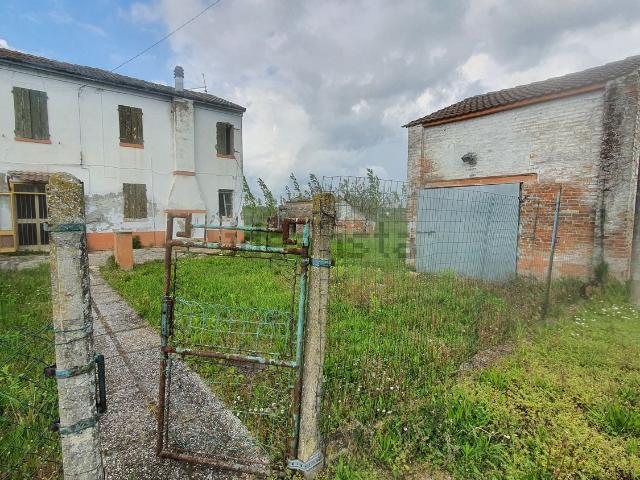 Rustico in vendita a Unione Terre e Fiumi, Reggio Emilia