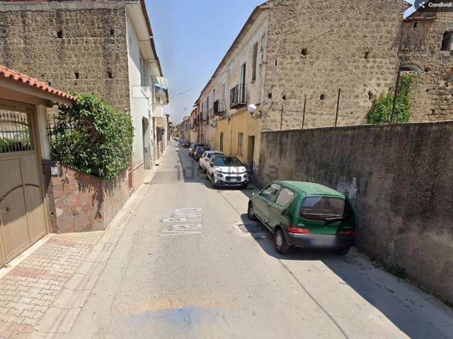 Rustico in vendita a Casaluce, Campania