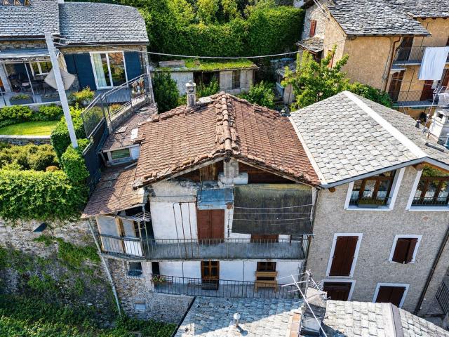 Rustico in vendita a Morbegno, Lombardia