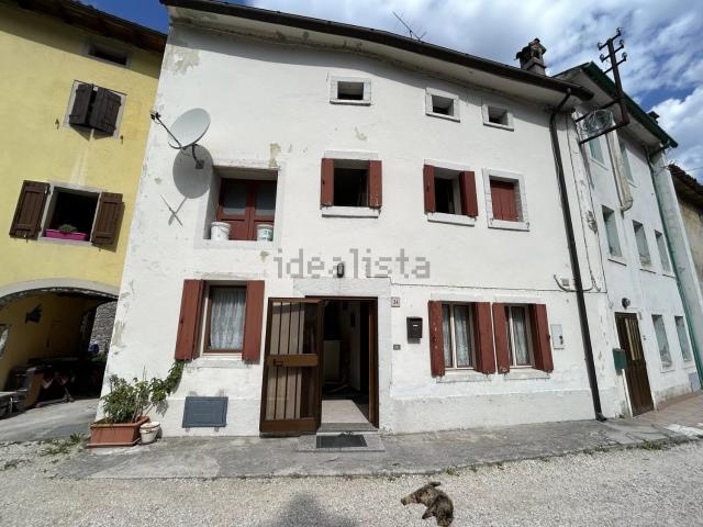 Rustico in vendita a Caloniche di Sotto, Vittorio Veneto