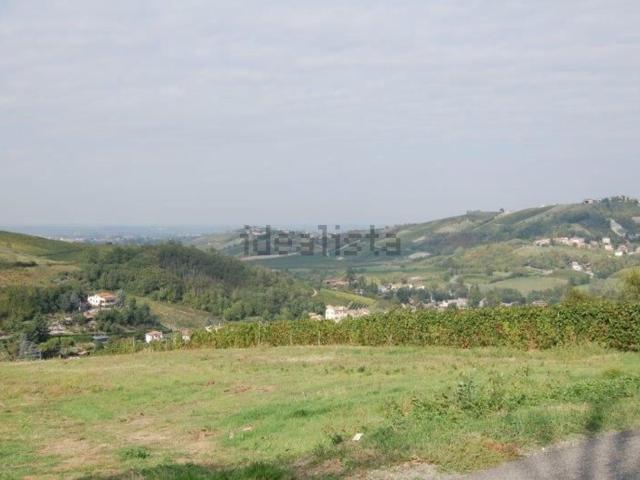 Rustico in vendita a Castana, Lombardia