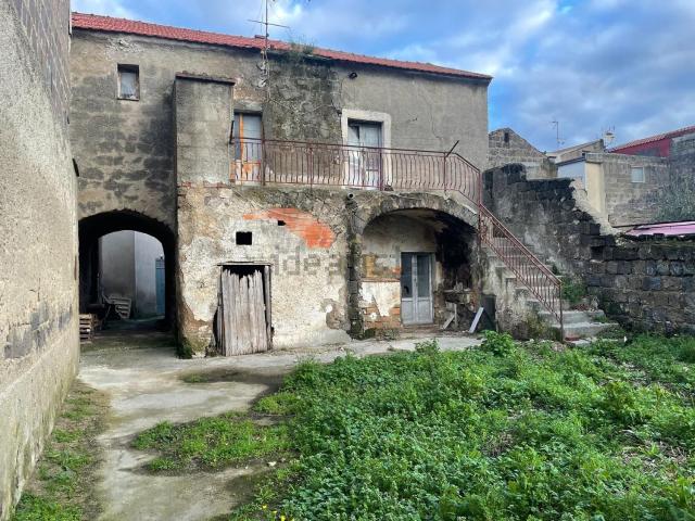 Rustico in vendita a Caserta, Campania