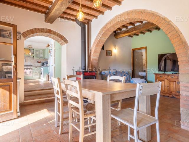 Rustico in vendita a Bucine, Toscana