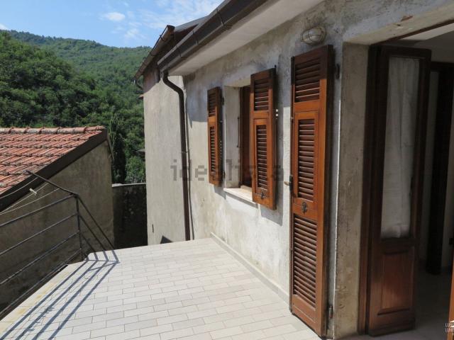 Rustico in vendita a Unione di comuni Montana Lunigiana, Bagnone