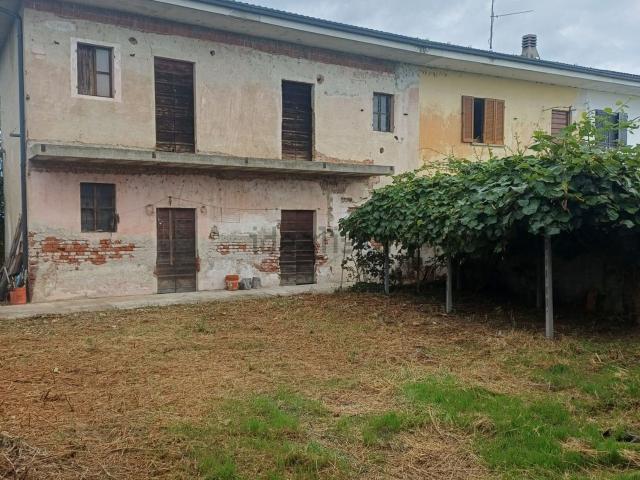 Rustico in vendita a Piemonte, Novara