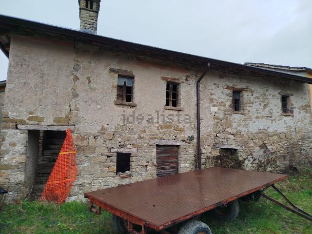Rustico in vendita a Parcellara, Bobbio