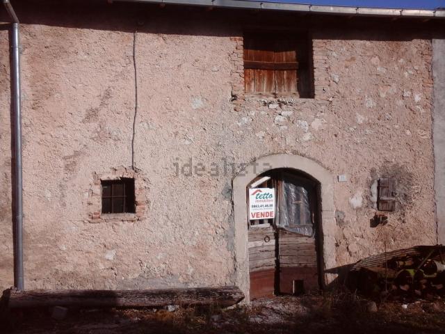 Rustico in vendita a Massa D'albe, Abruzzo