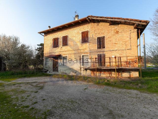 Rustico in vendita a Unione Alto Ferrarese, Cento