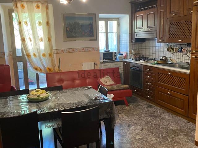 Rustico in vendita a Tagliacozzo, Abruzzo