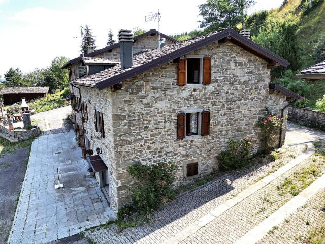 Rustico in vendita a Unione dei comuni del Frignano, Riolunato