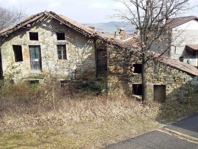 Rustico in vendita a Pietra, Travo