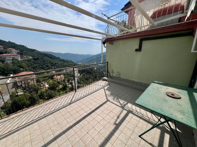 Rustico in vendita a Pietrabruna, Liguria