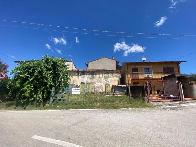 Rustico in vendita a Rimini, Reggio Emilia
